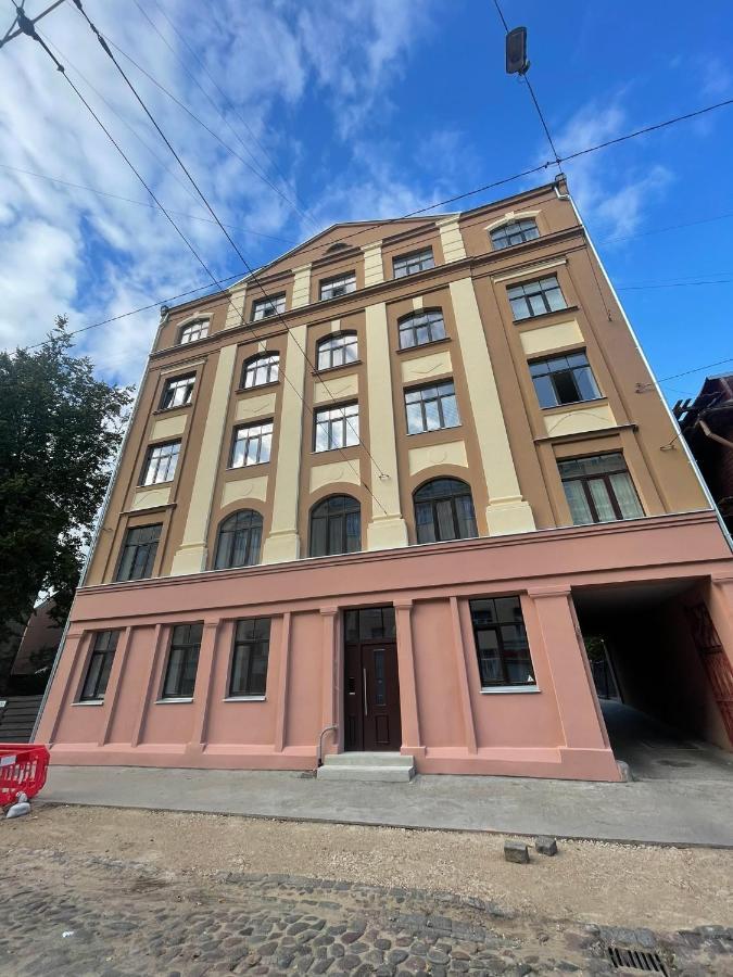 Cozy And Bright Апартамент Рига